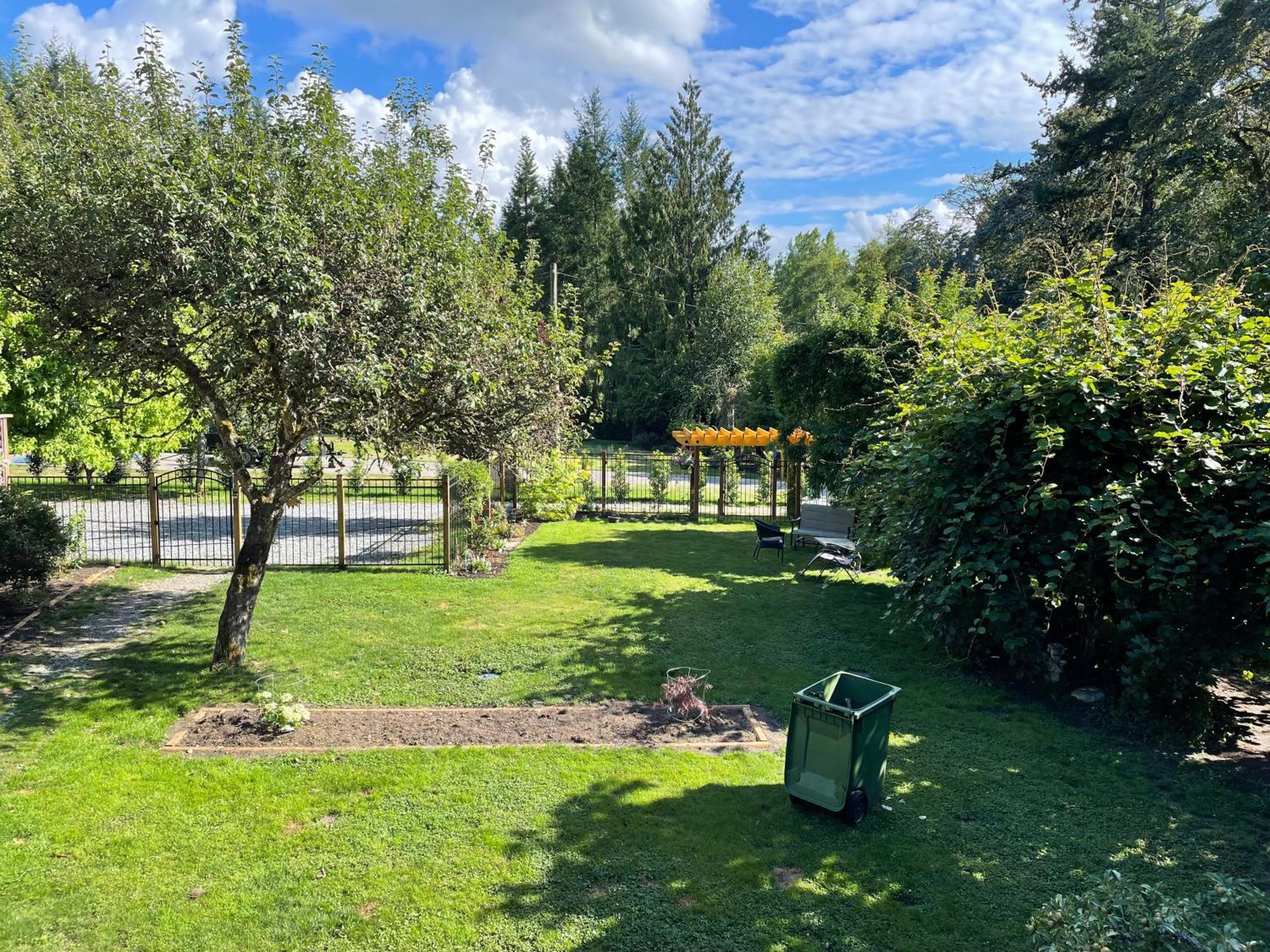 Coles Bay Vacation Retreat Villa North Saanich Exterior photo